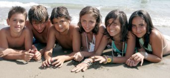 10% descuento campamento de verano para niños y jóvenes