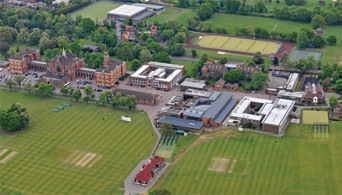 Среднее образование в Dulwich College