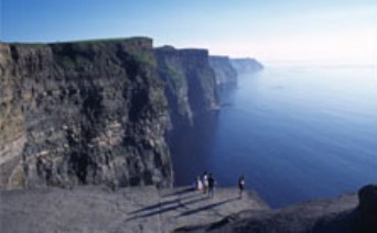 Learn English in Ireland - Universe Study