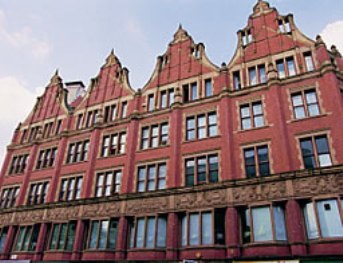 ELC Manchester Academy of English Школа английского языка в Манчестере